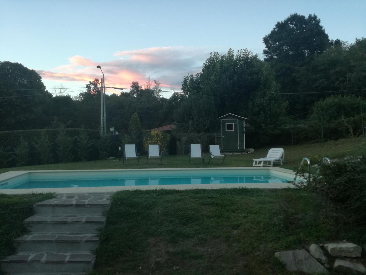 Il Colle Fiorito Bed & Breakfast Oleggio Castello Exterior photo